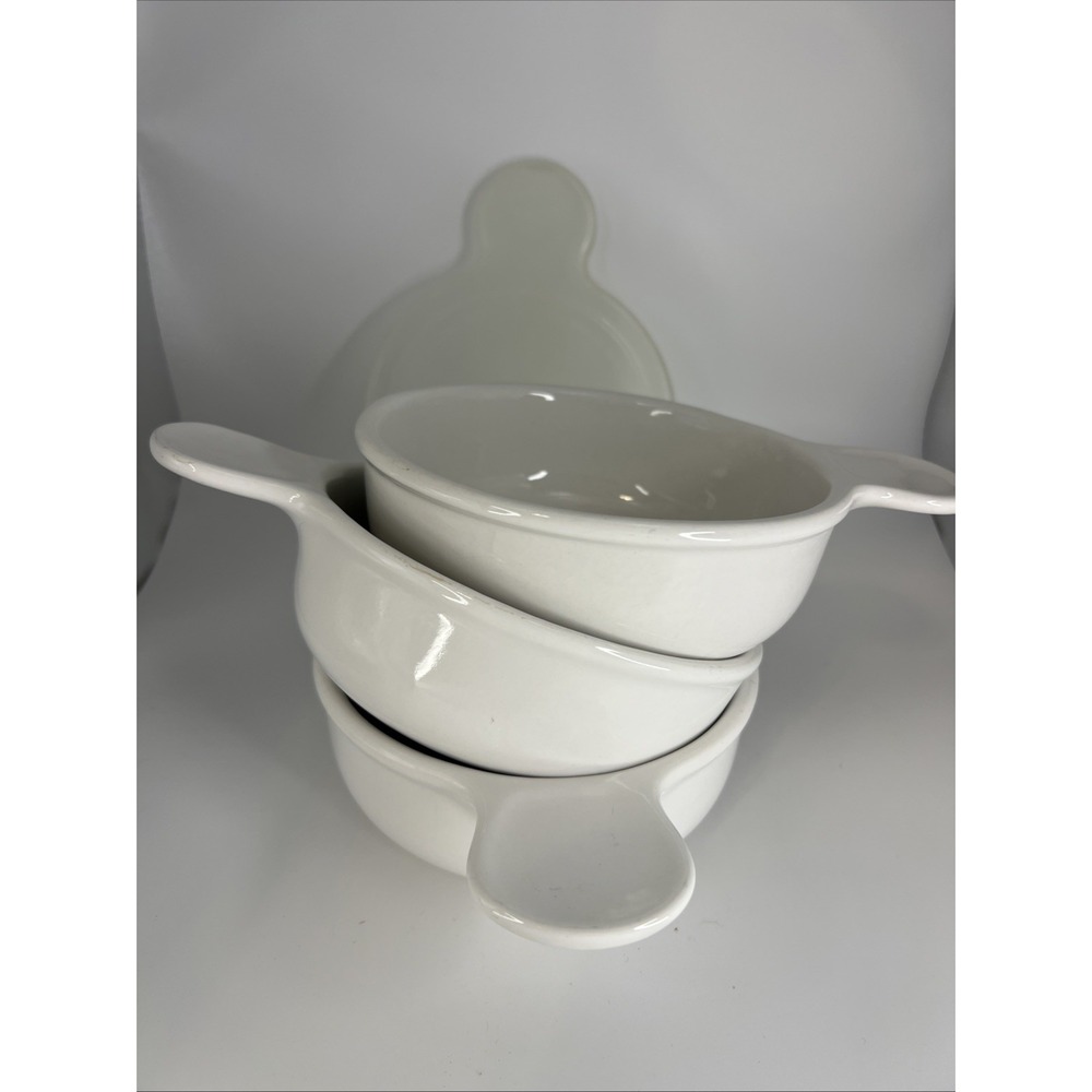 Set of 3 CorningWare French White Stoneware Bowls (1 Lid) Grab- It  15 oz